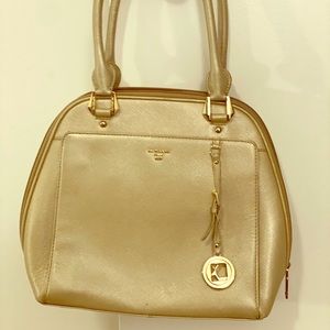 Da Milano Pure leather Golden handbag